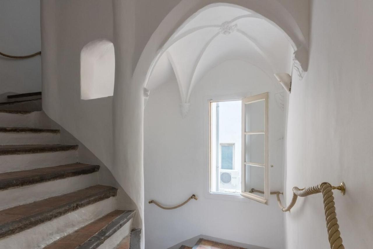 شقة Anis Furnished Flat آيكس أومبروفينس المظهر الخارجي الصورة
